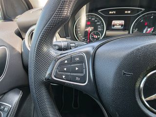 Mercedes-Benz A 180 2016 DIESEL-thumb-20