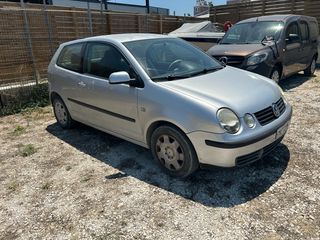 Volkswagen Polo 2002-thumb-1