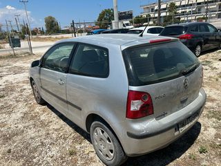 Volkswagen Polo 2002-thumb-4