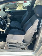 Volkswagen Polo 2002-thumb-15