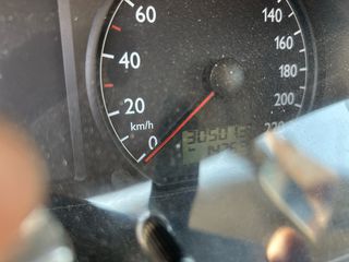 Volkswagen Polo 2002-thumb-16