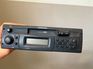 GRUNDIG ΡΑΔΙΟΚΑΣΕΤΟΦΩΝΟ-thumb-1