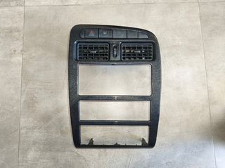 Πλαίσιο ράδιο cd-κονσόλα Toyota Avensis 1997-2003
