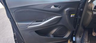 Opel Grandland X 2018 entry-selection-thumb-11