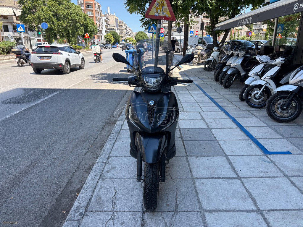 Piaggio Beverly 300i 2021 BEVERLY 300 HPE
