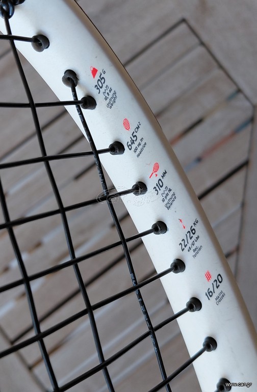 Babolat pure strike 100
