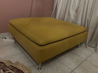 Σκαμπό μεγάλο ikea