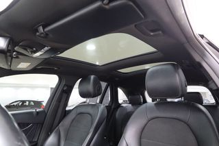 Mercedes-Benz GLC 350 2017 PLUG-IN HYBRID  4MATIC AMG LINE SUNROOF PANORAMA-thumb-14