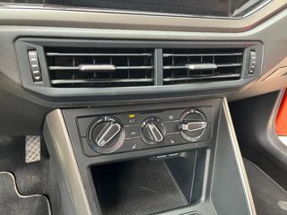 Volkswagen Polo 2018 TSI HIGHLINE EURO 6-thumb-23
