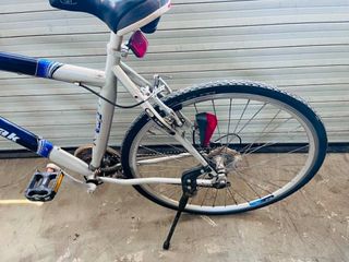 Ποδήλατο Trekking / Πόλης Blue Peak – 21 Ταχύτητες Shimano – 28" Τροχοί-thumb-6
