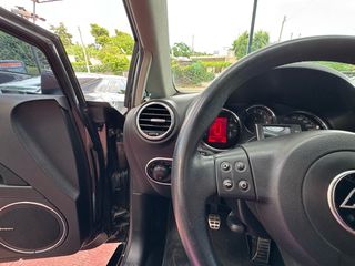 Seat Leon 2009 1.8 TSI SPORT-thumb-33