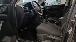 Volkswagen T-Cross 2023 1.0 TSI 110PS LIFE-thumb-9