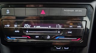 Volkswagen T-Cross 2023 1.0 TSI 110PS LIFE-thumb-19