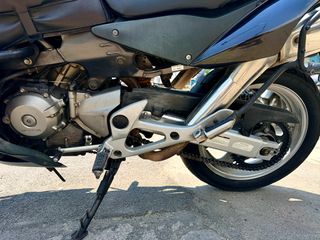 Honda Varadero 1000 2008-thumb-10