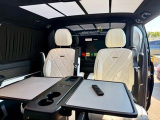 Mercedes-Benz V 300 2024 AVERS EDITION-thumb-33