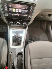 Skoda Octavia 2020 TDI 1600-thumb-9