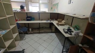 πάγκοι εργασίας και ράφια-thumb-2