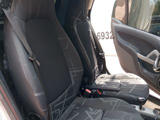 Smart ForTwo 2010-thumb-21