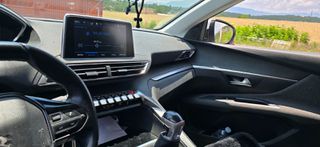 Peugeot 3008 2019-thumb-4