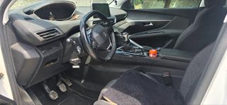 Peugeot 3008 2019-thumb-9