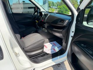 Opel Combo 2016 1.3 CDTI DIESEL-thumb-11