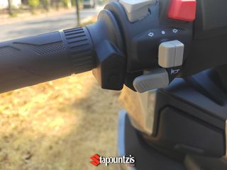 Simonini VIVERE 125 2026 ABS,TCS,CAMERA,ΘΕΡΜGRIPS,NEW-thumb-11