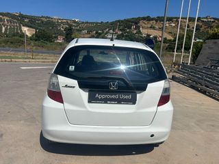 Honda Jazz 2010-thumb-6