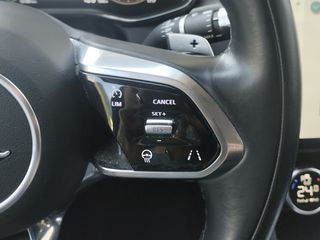Jaguar F-Pace 2022 F-PACE P400e  AWD Hybrid-thumb-20