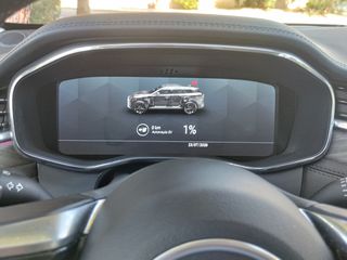 Jaguar F-Pace 2022 F-PACE P400e  AWD Hybrid-thumb-22