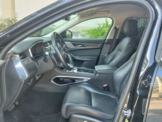 Jaguar F-Pace 2022 F-PACE P400e  AWD Hybrid-thumb-14