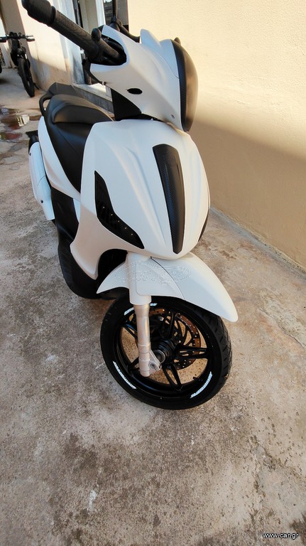 Piaggio Beverly 350 2015