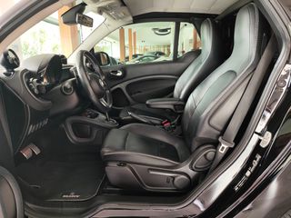 Smart ForTwo 2018 Brabus (Cabrio)-thumb-9