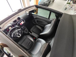 Smart ForTwo 2018 Brabus (Cabrio)-thumb-43