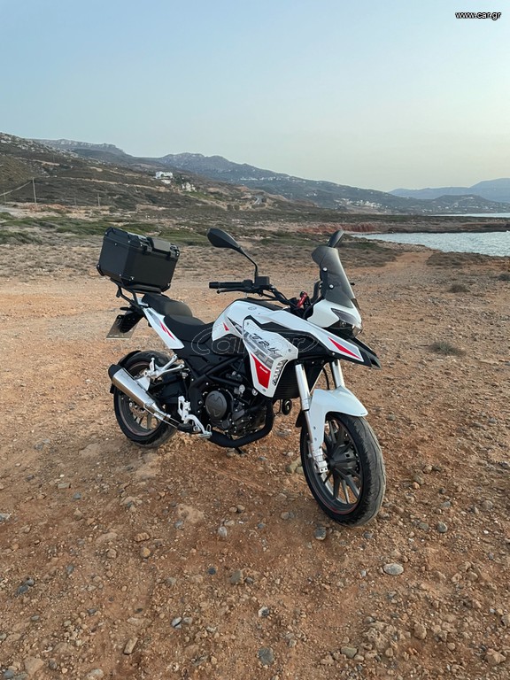 Benelli TRK 251 2024