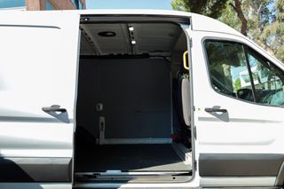 Ford Transit 2018 2.0cc Diesel 130hp L2 H2 (Navi) *ΕΠΑΓΓΕΛΜΑΤΙΚΟ*-thumb-1