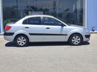 Kia Rio 2005-thumb-4