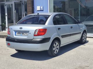 Kia Rio 2005-thumb-5