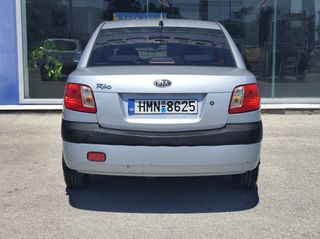 Kia Rio 2005-thumb-7