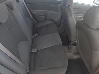 Kia Rio 2005-thumb-11