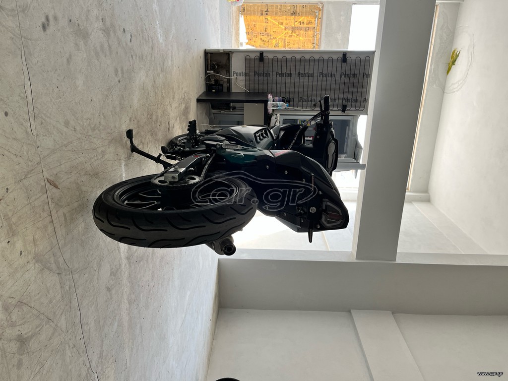 Malaguti Spectre GP 125 2024