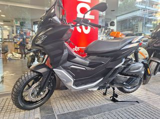 Aprilia SR GT 200 2023