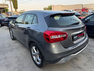 Mercedes-Benz GLA 180 2018-thumb-1