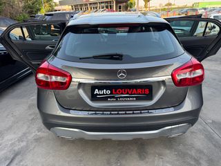 Mercedes-Benz GLA 180 2018-thumb-14