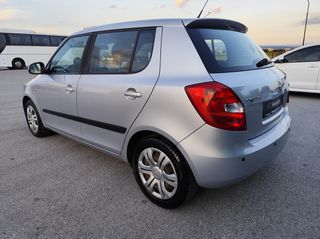 Skoda Fabia 2013 1.2 DIESEL-thumb-8