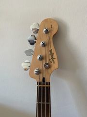 Fender Squier Affinity Precision Bass-thumb-2