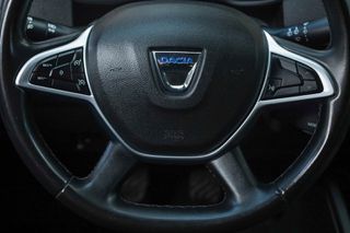 Dacia Duster 2022 1.5 Blue dCi 115hp (4x4)-thumb-18