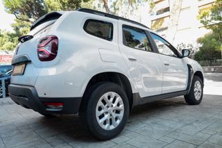 Dacia Duster 2022 1.5 Blue dCi 115hp (4x4)-thumb-9