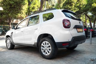 Dacia Duster 2022 1.5 Blue dCi 115hp (4x4)-thumb-1