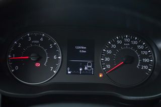 Dacia Duster 2022 1.5 Blue dCi 115hp (4x4)-thumb-16