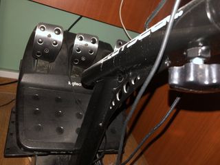 Logitech G29 + Playseat Evolution Alcantara-thumb-2